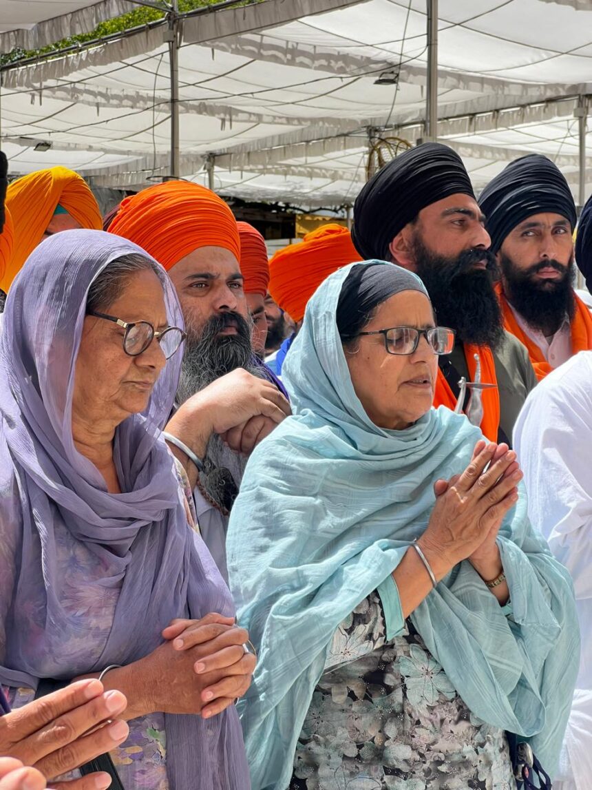 Parents of Bhai Amritpal Singh lifts stir in Amritsar to focus on poll campaign in Khadoor Sahib