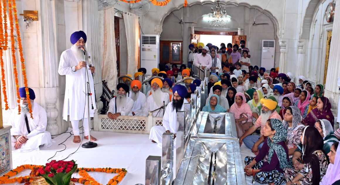 ‘Darbar Sahib not for photography, film promotion’, says Akal Takht after row over yoga