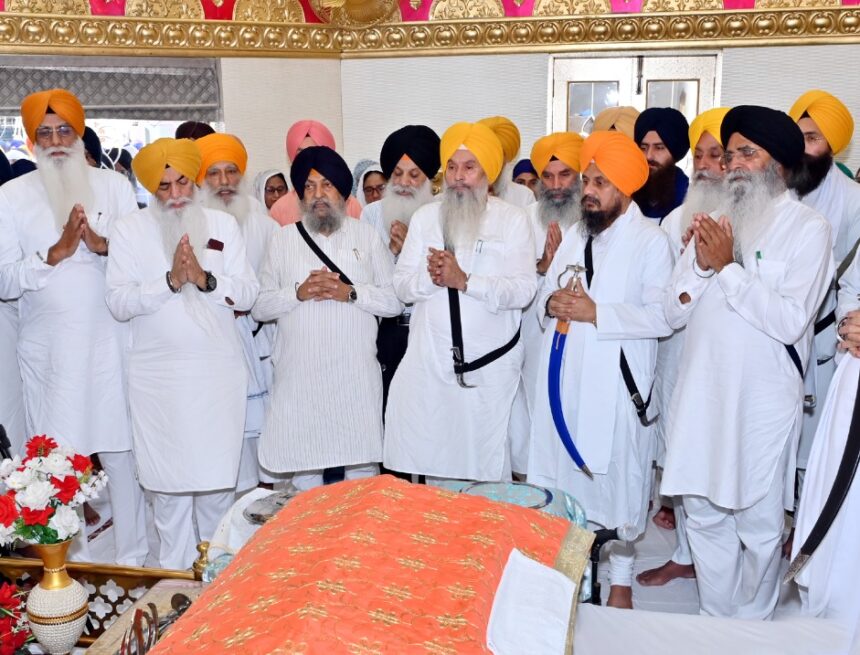 Sikh bodies gather at Akal Takht to pay rich tribute to pro-freedom exiled leader Gajinder Singh