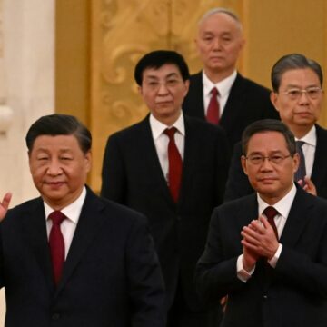 China’s leaders to meet, with all eyes on struggling economy